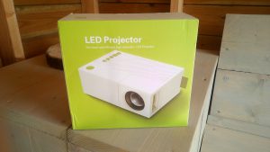 Excelvan YG310 mini LED projector beamer